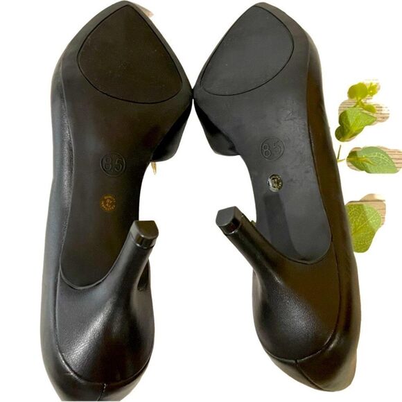 East 5th Street Dorsay Stilleto Pumps - Picture 10 of 12